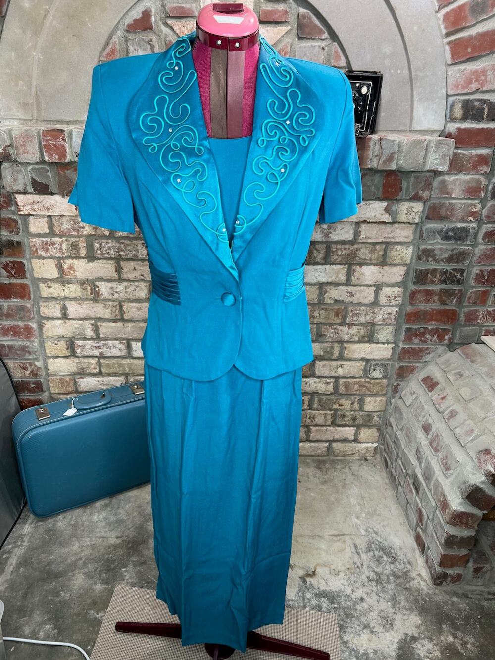 sheath dress blazer jacket embroidered collar teal green blue